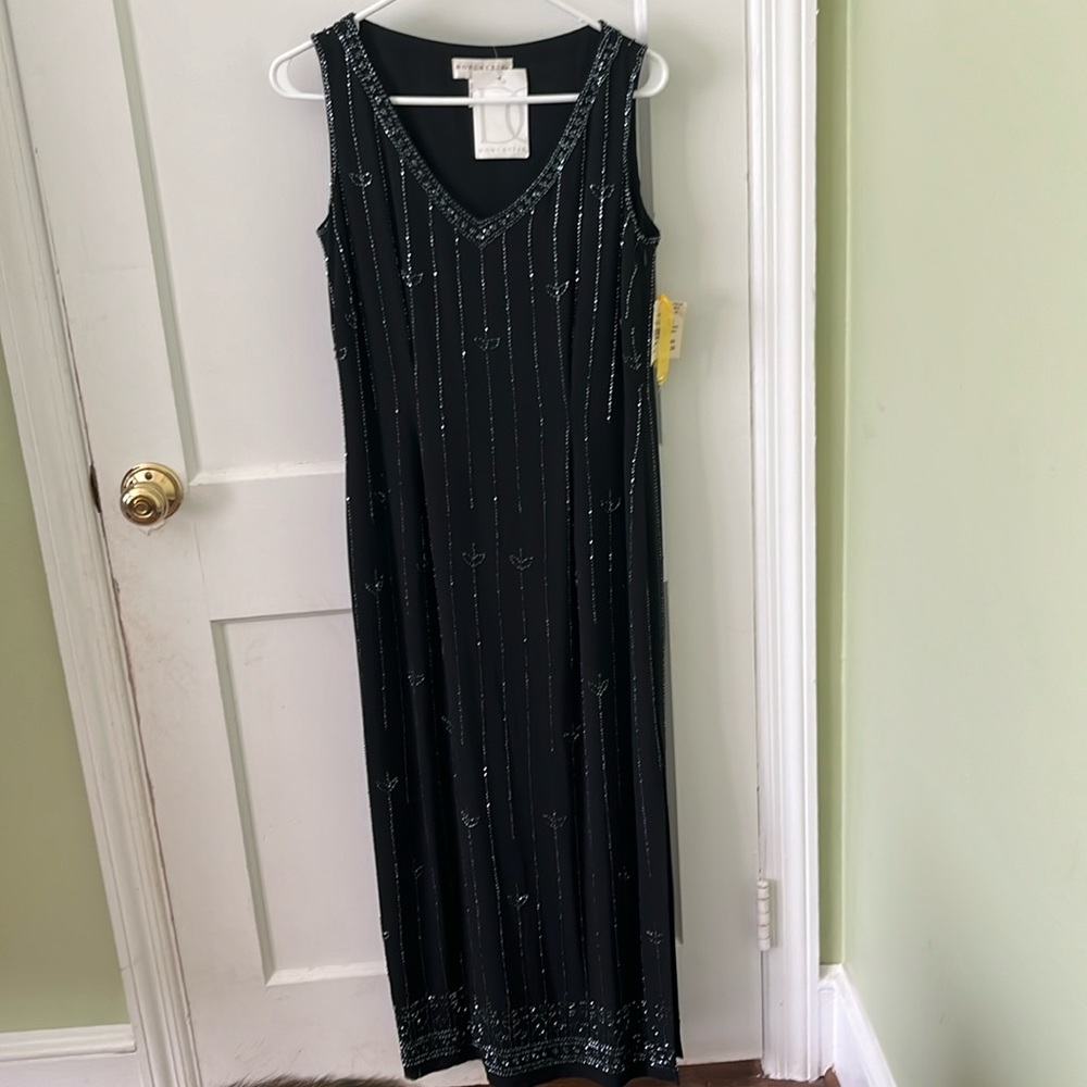 NWT Doncaster dress. Pictures don’t do it justice. It’s beautiful in person!💗